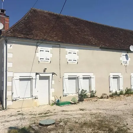 Logement Independant Le Poulailler Proche Guedelon Treigny Exterior photo
