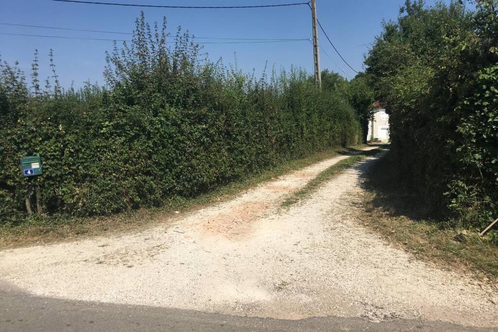 Apartment Independant Le Poulailler Proche Guedelon Treigny